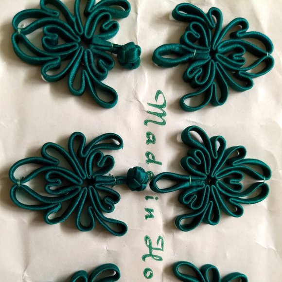 Vintage Other - 3/$25 vintage 60s NWT green Chinese frog closures